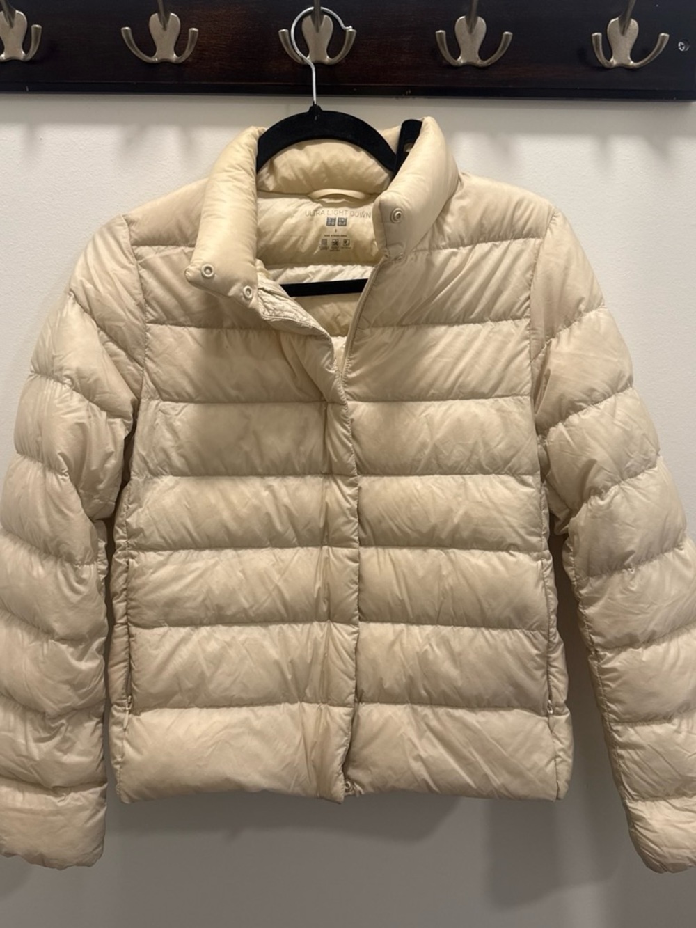 Uniqlo Cream Quilted Lightweight Puffer Jacket